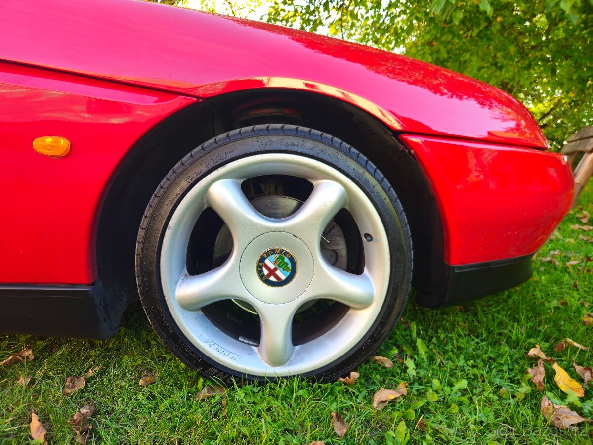 Alfa Romeo Spider 2.0 T.SPARK - 12