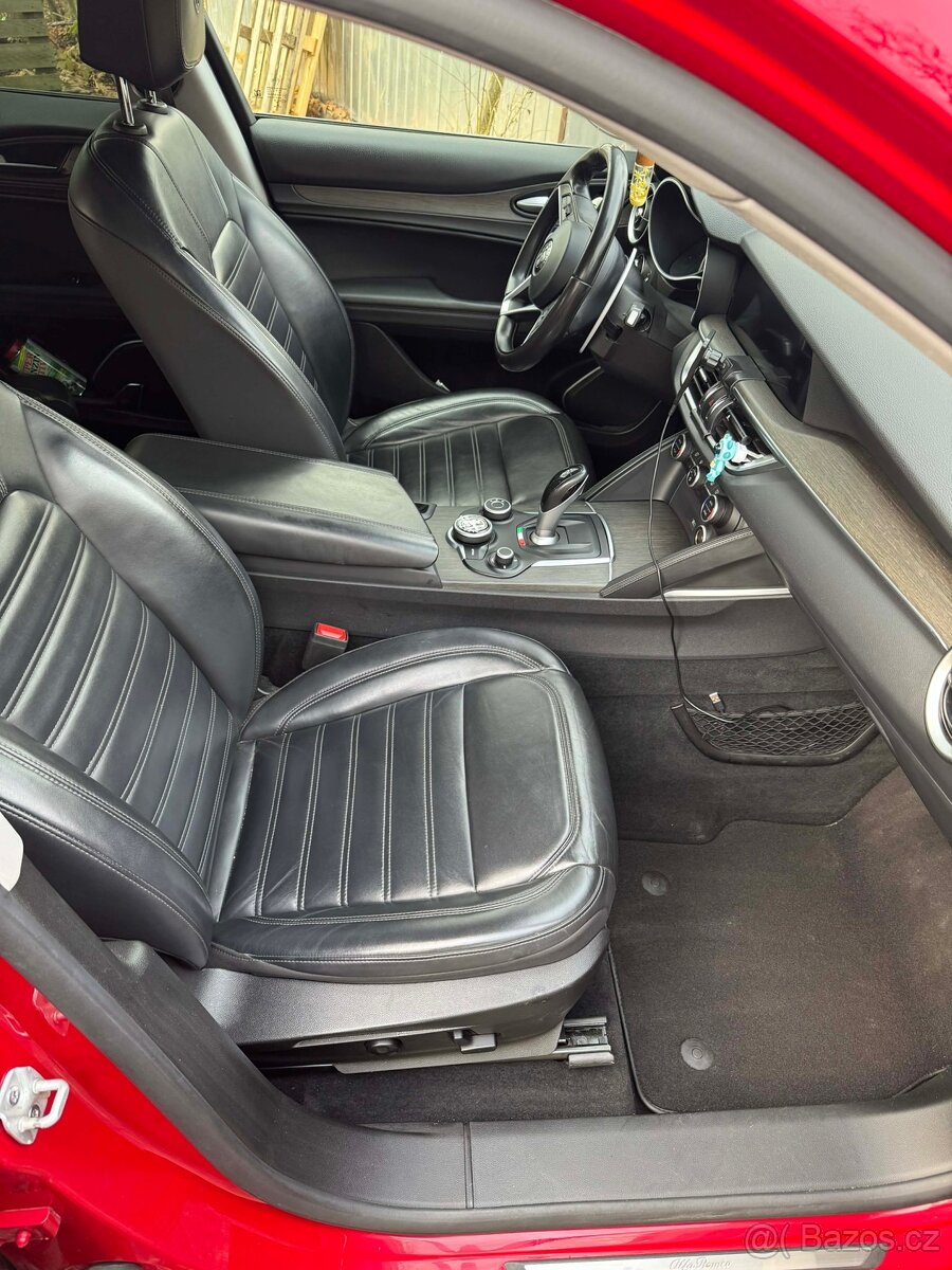 Alfa Romeo Stelvio 2.0T Q4 First Edition - 12