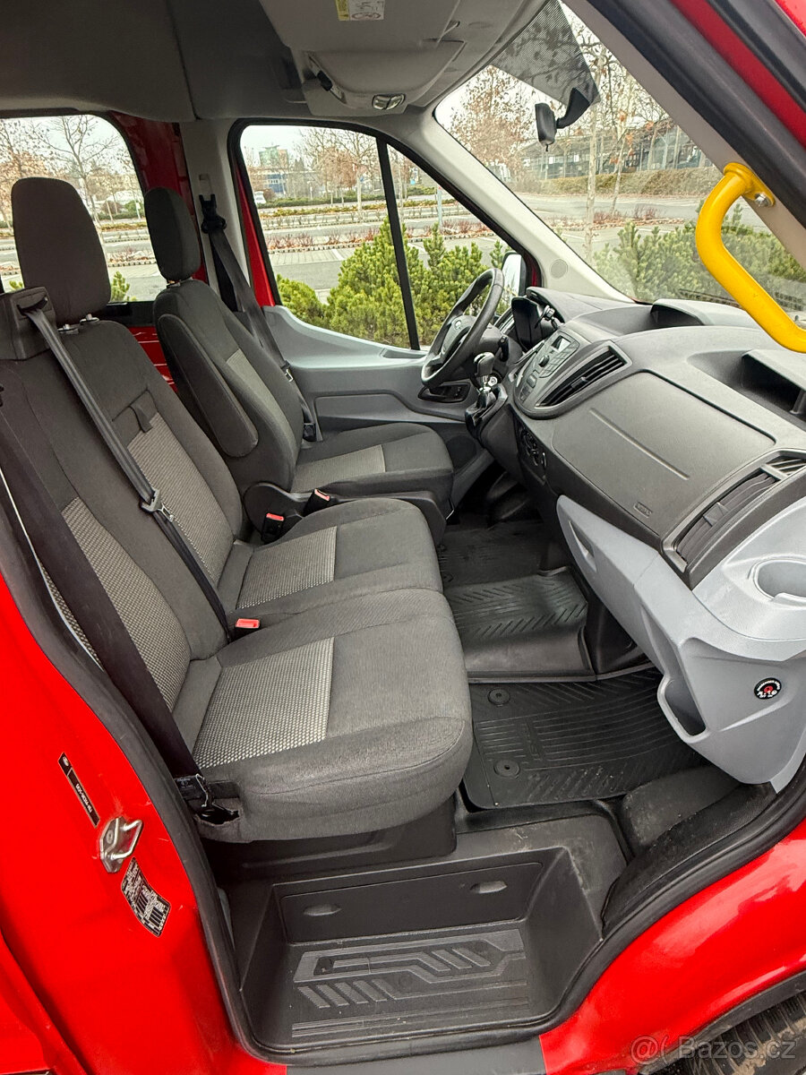 Ford Transit 2.2 TDCI rok 2016 9 Míst 196.881 km STK:11/27 - 12