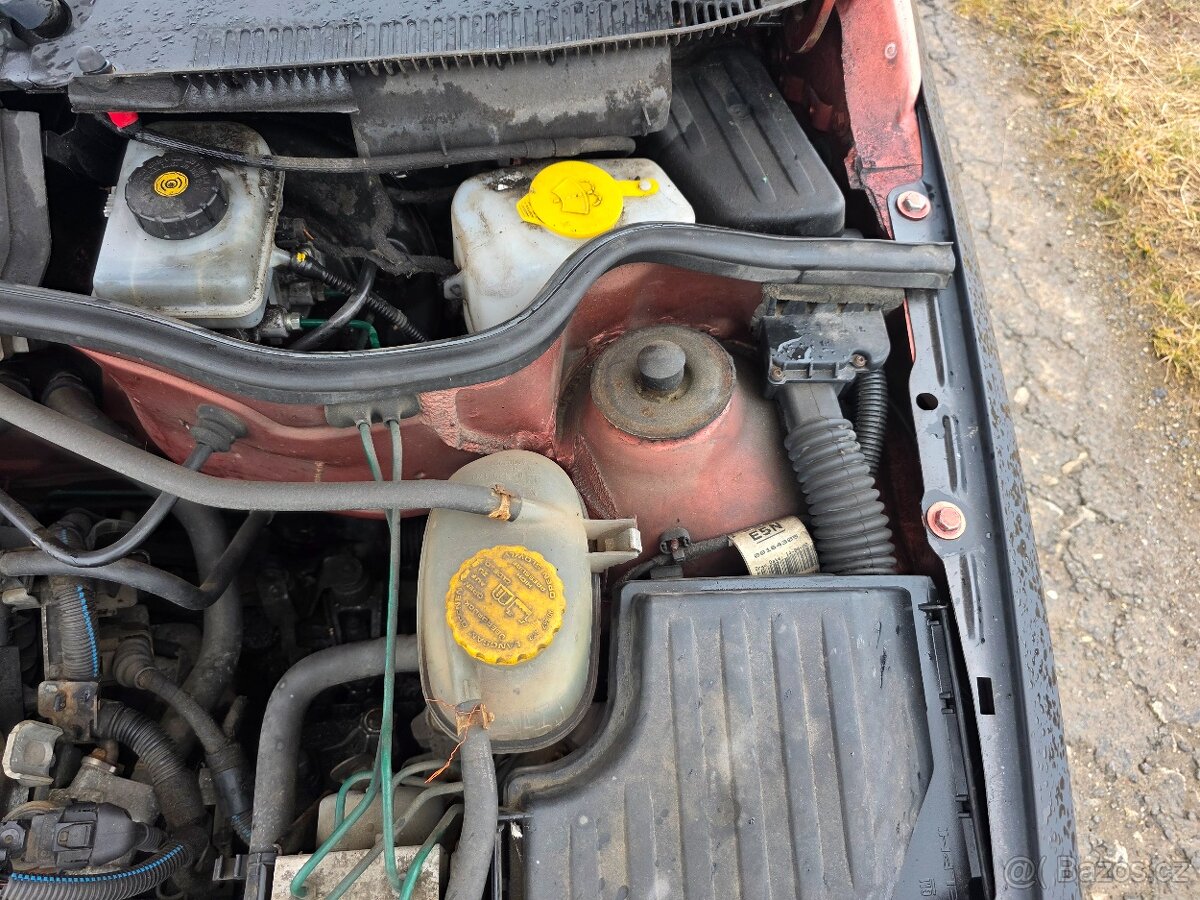 Opel Corsa 1.0i 43kw 2001 - 12