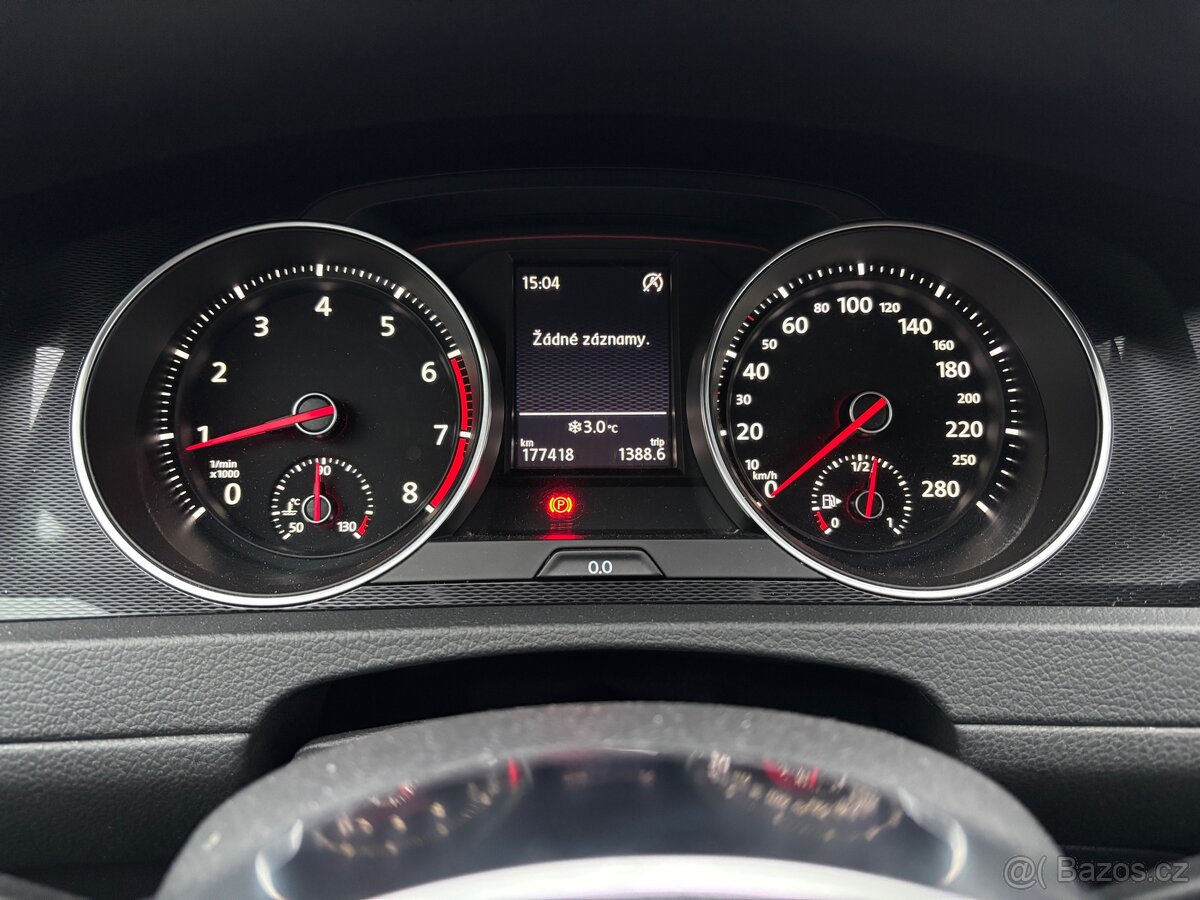 Volkswagen Golf 7 GTI - 12