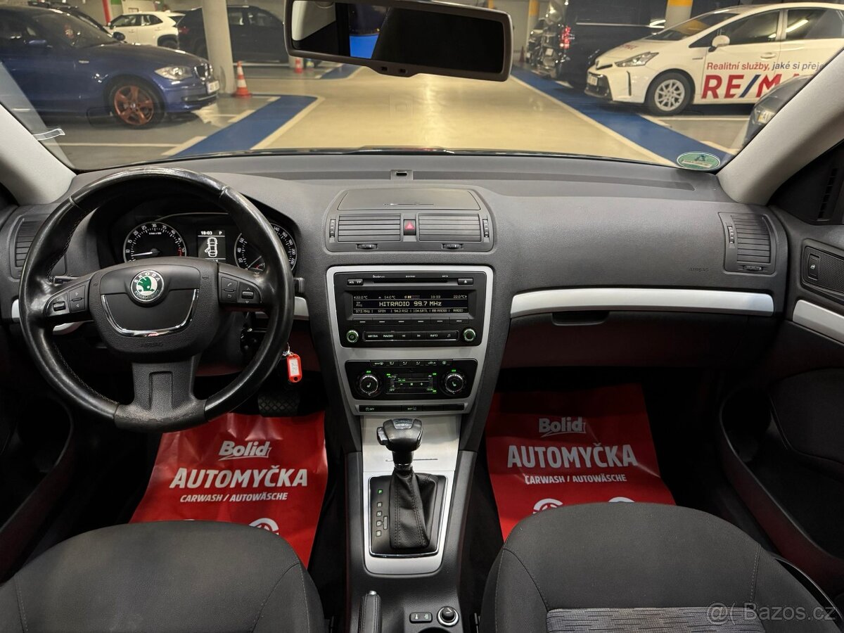 Škoda Octavia II Elegance 1.6TDI 77kW DSG 2011 PERFEKTNÍ - 12