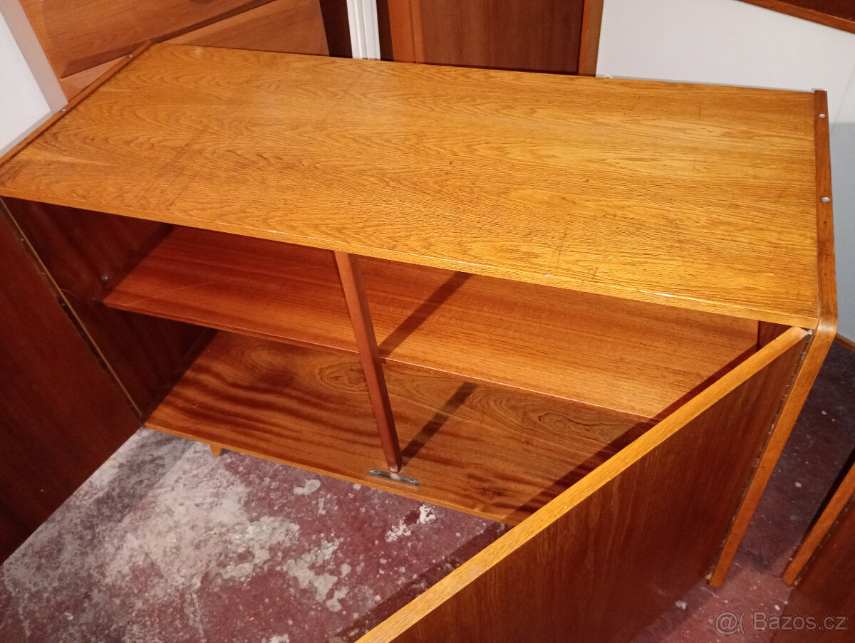 Komoda Jiroutek,dvířková,3ks - 12