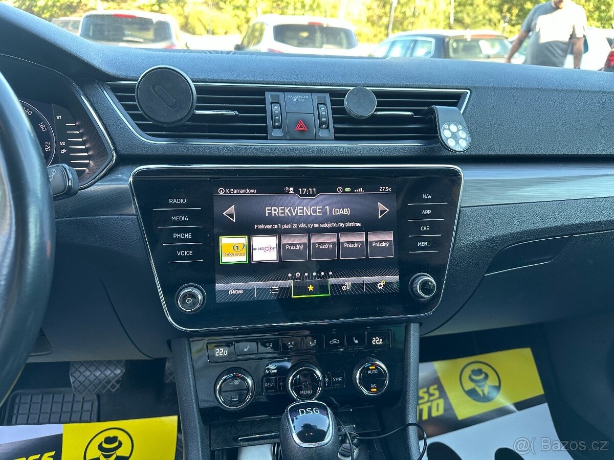 Skoda Superb 2021 - 12