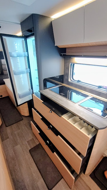 Hobby MAXIA 495UL, el. nohy, klima, MOVER, nosič kol, DPH - 12