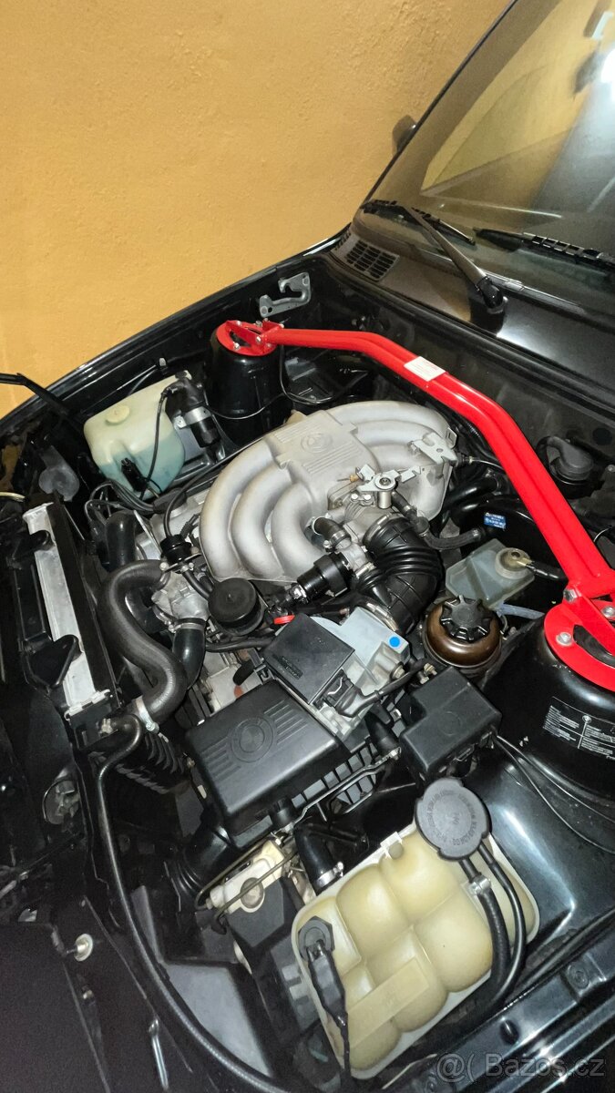 BMW E30 325i 2.5 COUPE 1989 (rezervace) - 12