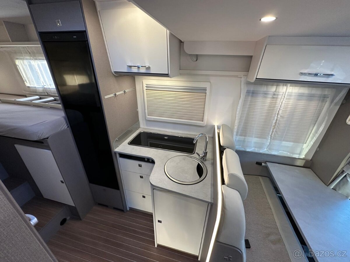 ETRVSCO T6.9 SF Ford 155PS +AUTOMAT+5miestny+Solar 170W+KlÍM - 12