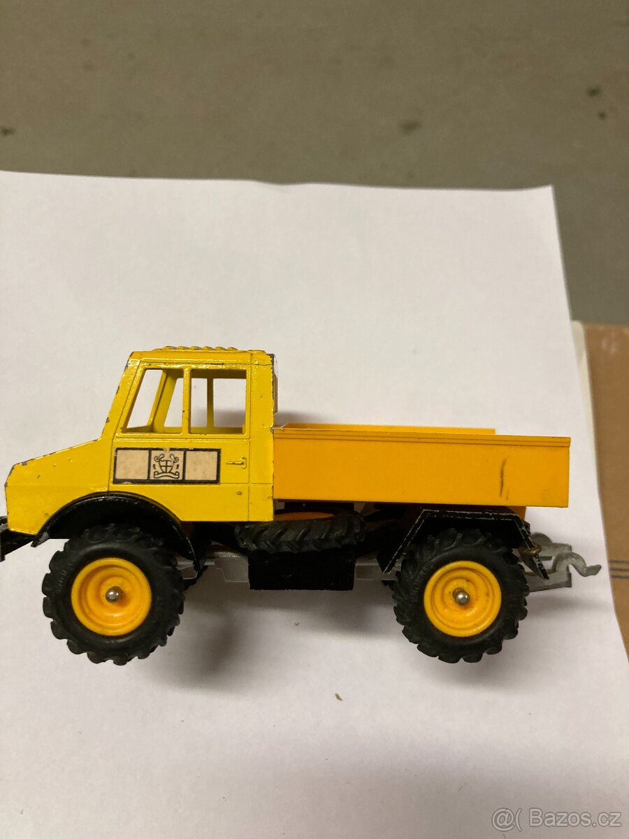 modely aut 10 - 12