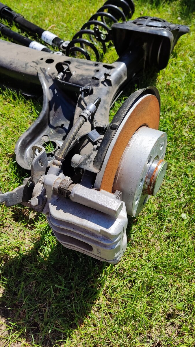 Prodám radar a svazek přední nárazník ŠKODA atd. - 12