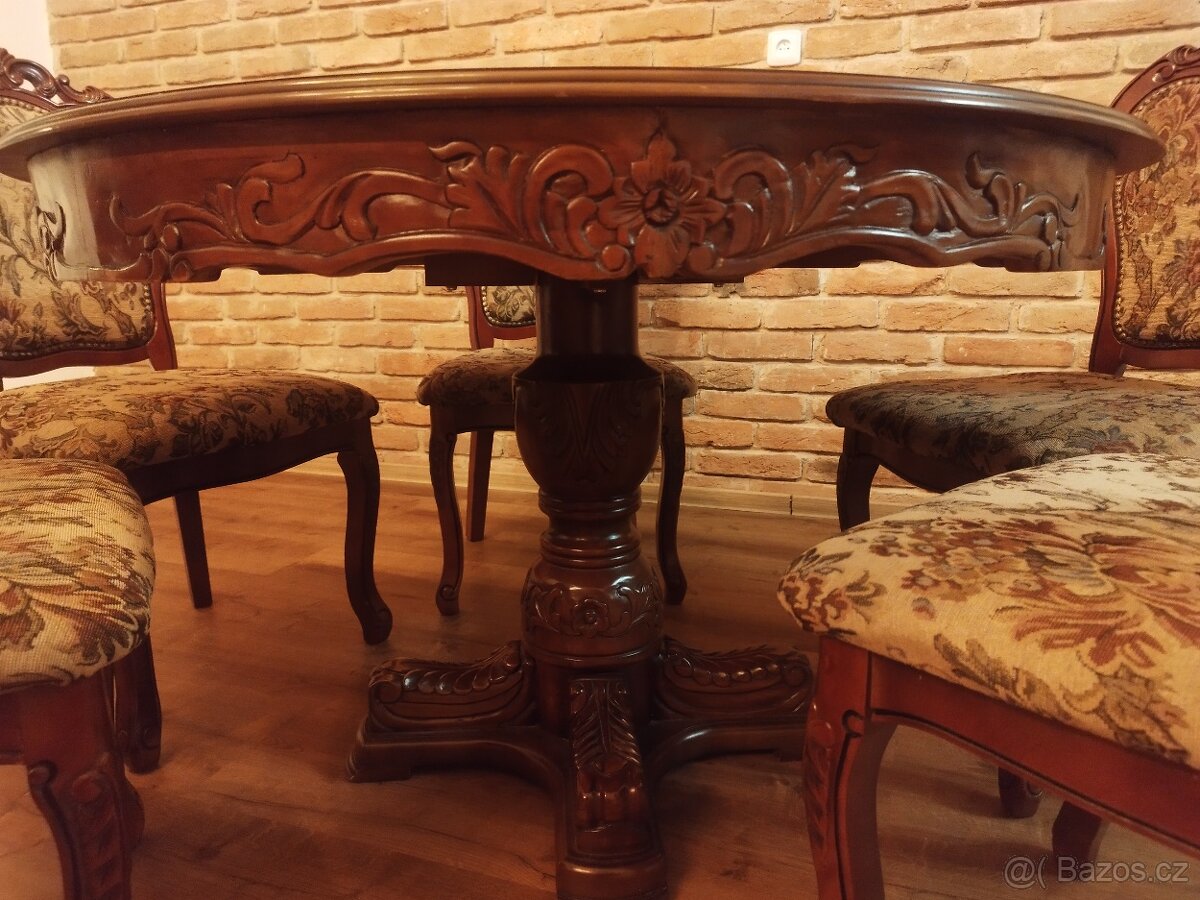 Baroko jídelní souprava sestává ze 5 židlí a stolu - 12