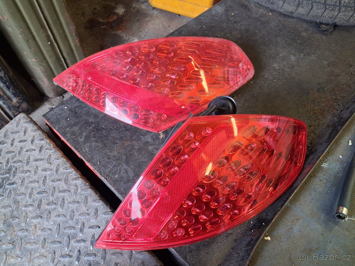 Náhradní díly - 12