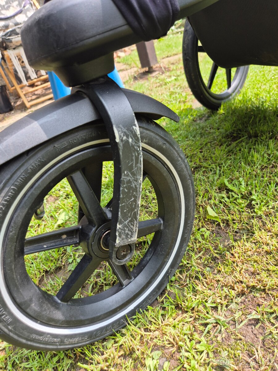 Thule Urban Glide 2 - 12