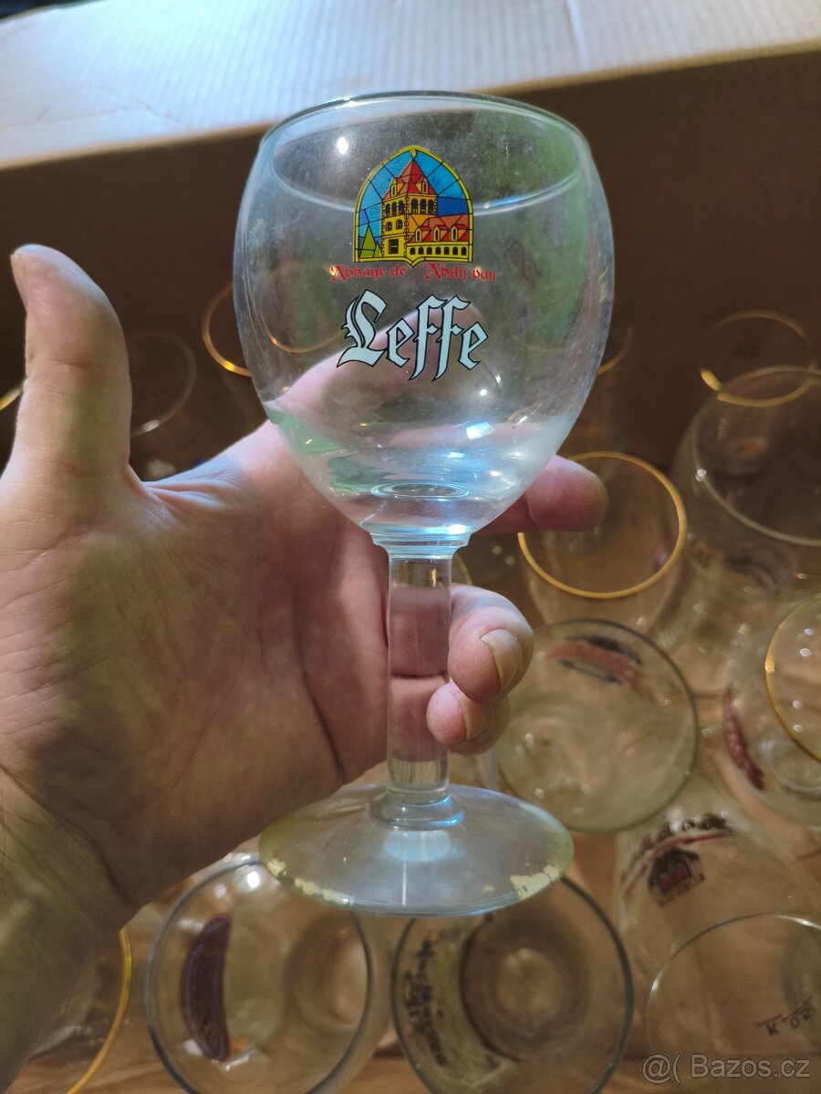 Pivní sklenice 4 krabice - 12