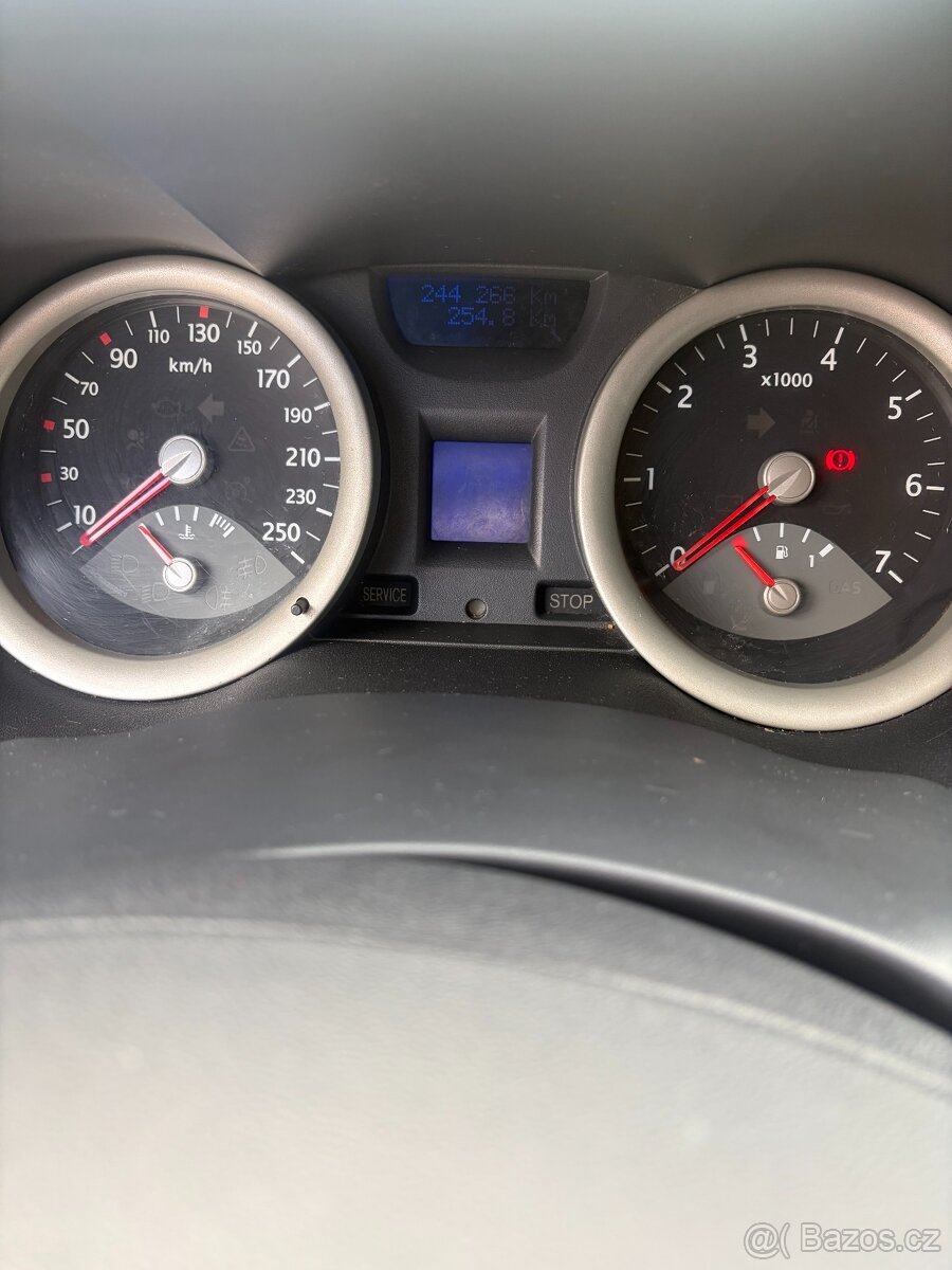 Prodám Renault Megane Hatchback 1.4 72 kW - 12