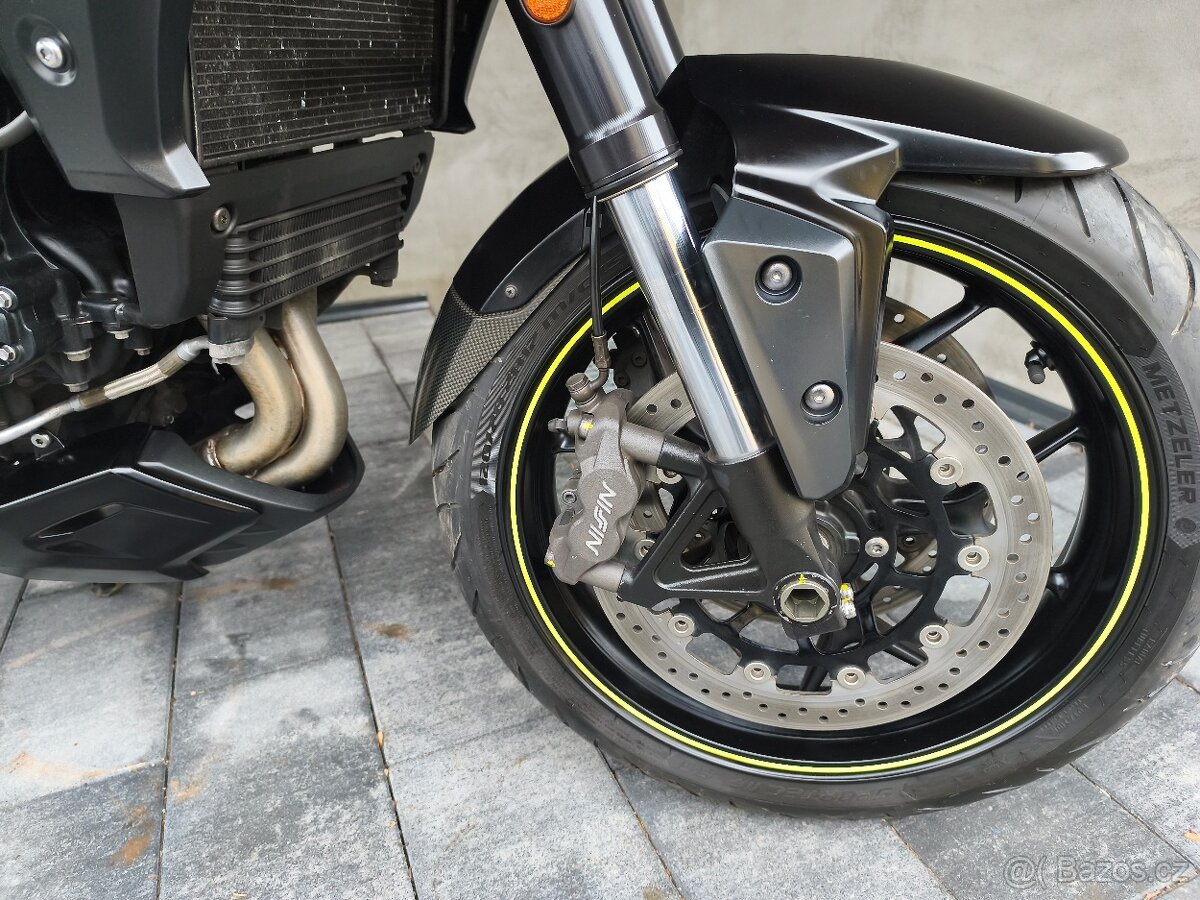 Triumph Tiger sport 1050 - 12