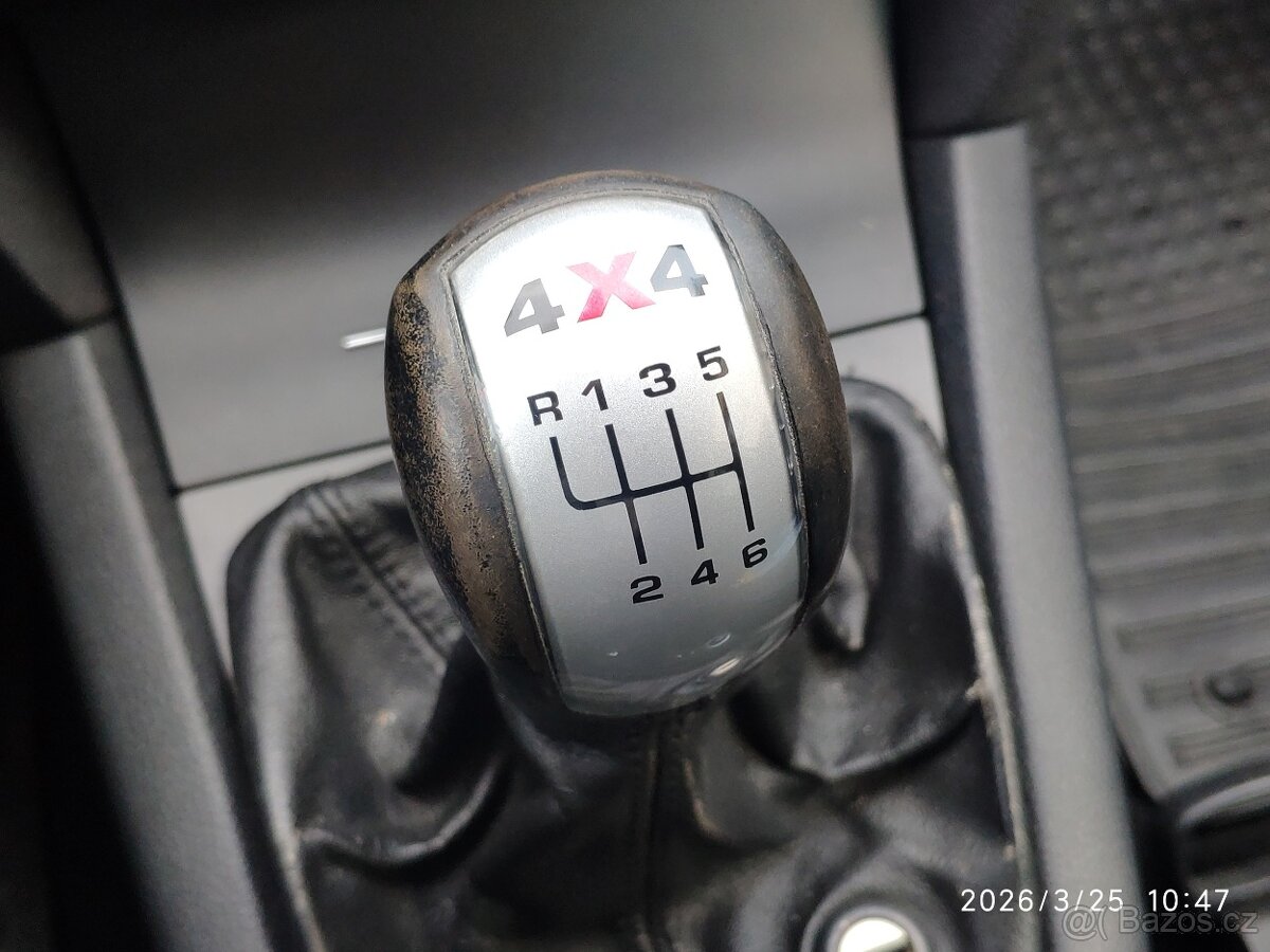 Škoda Octavia II 2.0 FSI Combi, 4x4 - 12