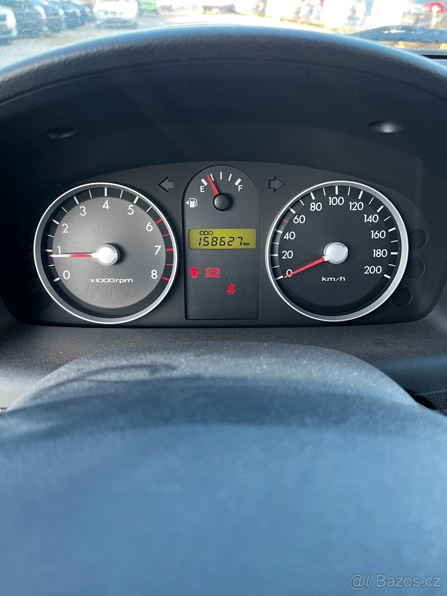 Hyundai getz - 12