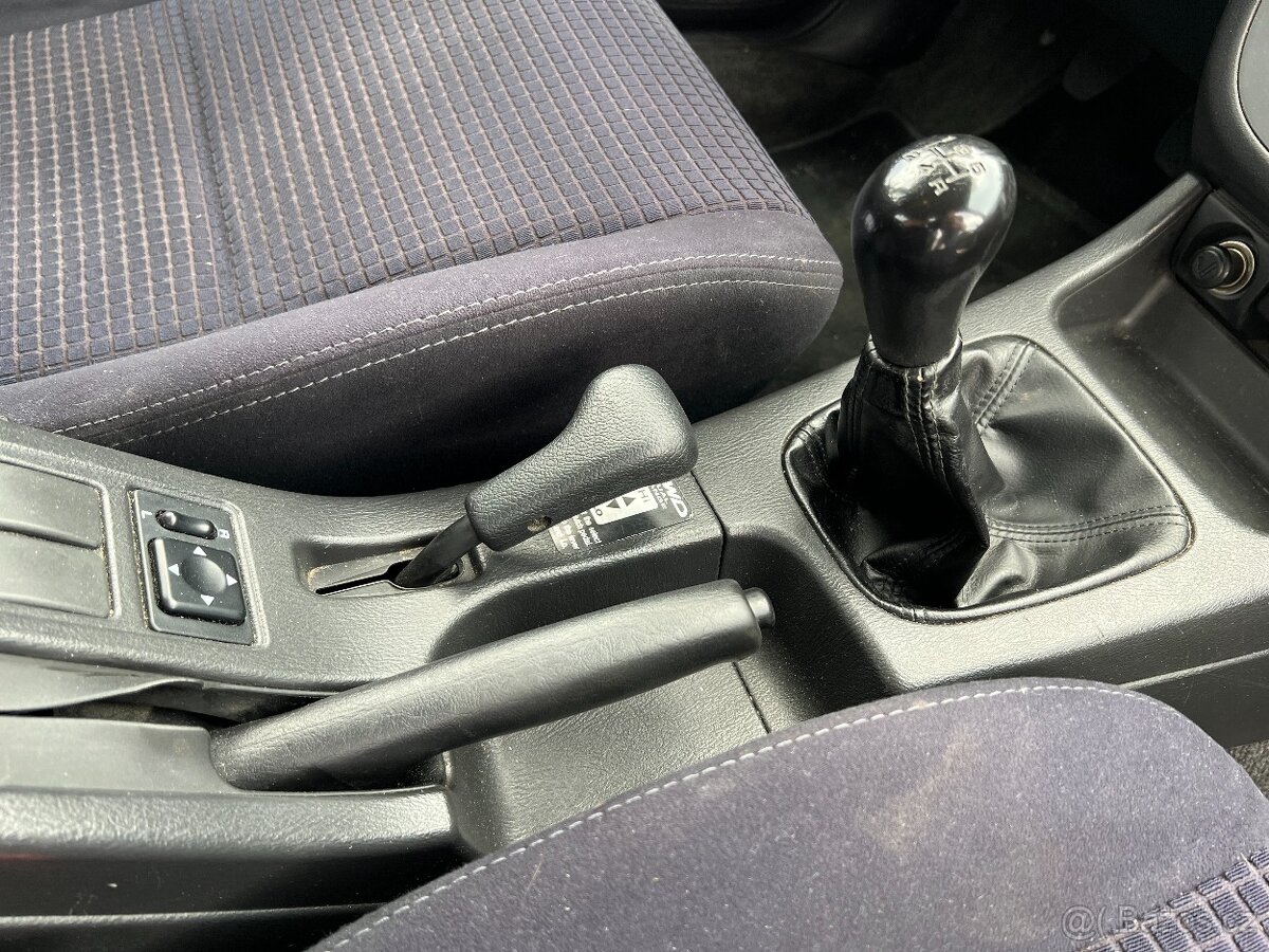 Subaru Impreza 1.6i 70kw LPG 1.maj. v ČR - 12