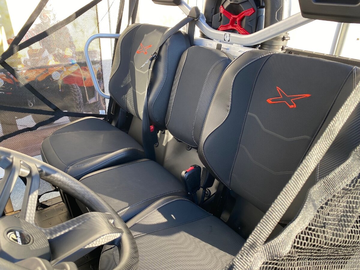 Čtyřkolka Can-Am Traxter HD10 XMR DPS INT MY 25 - 12