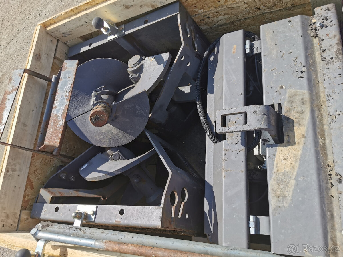 Prodám kolový finišer VOLVO ABG P6870C - 12