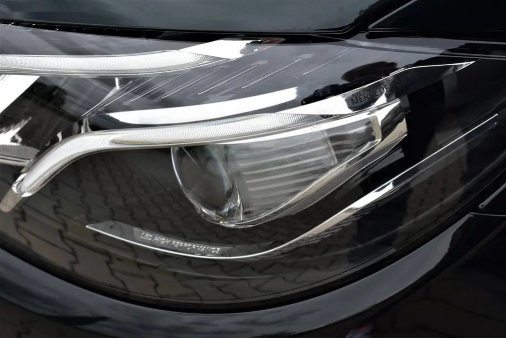 Mercedes-Benz Třídy E, E220d AMG Cabrio,LED ,Airscraf - 12