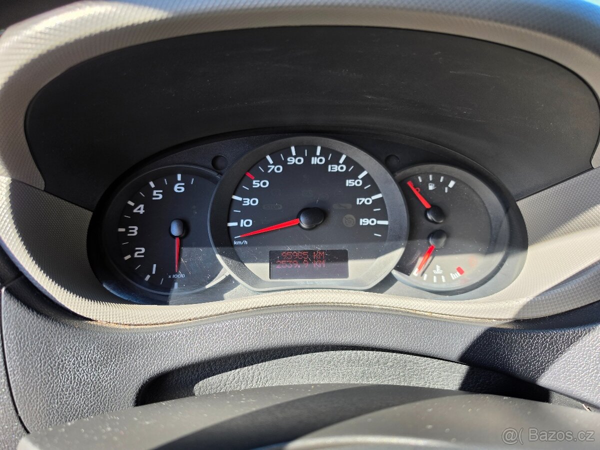 Renault Master 2,3 dci 125 - 12