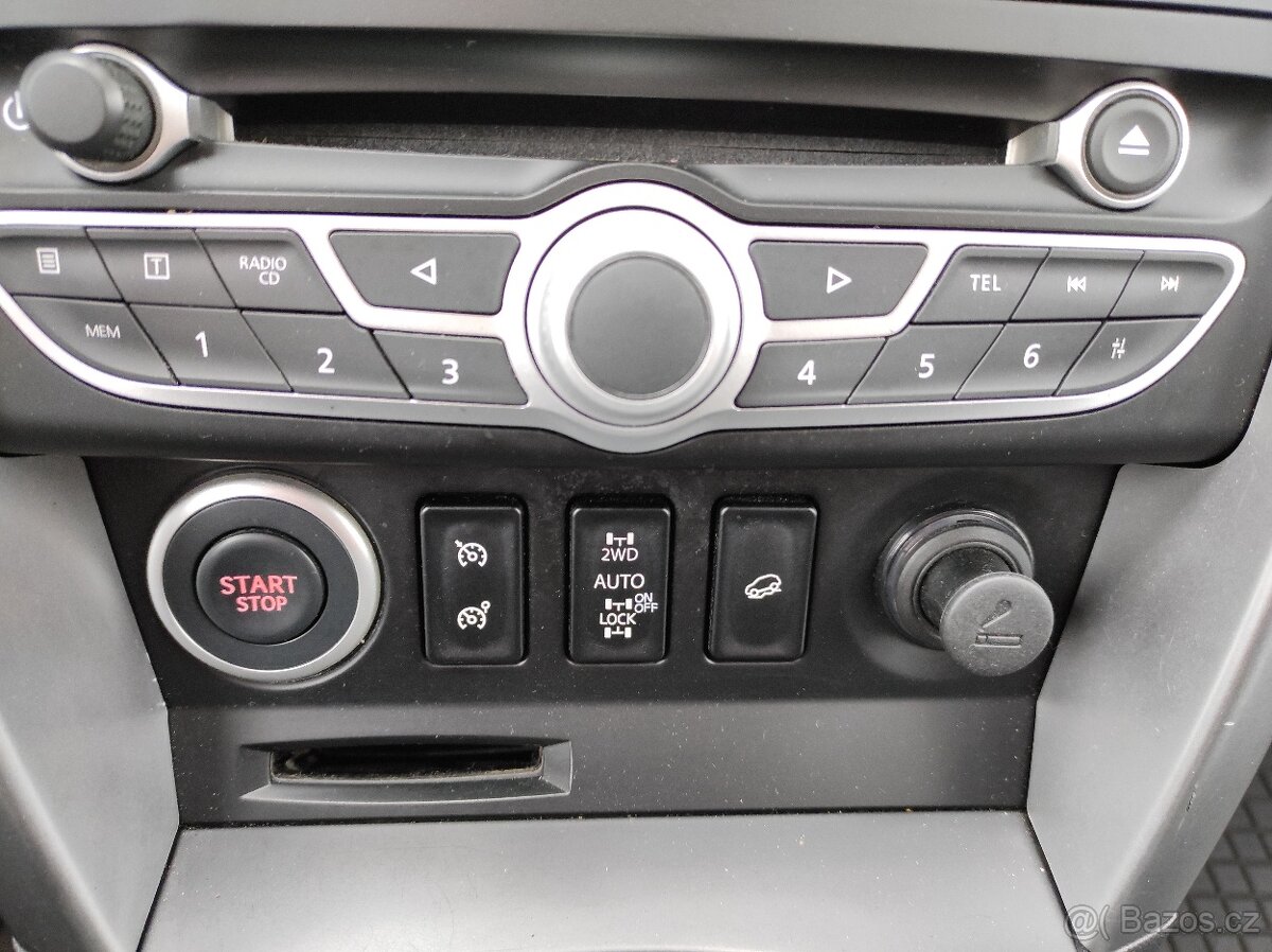 Renault Koleos 2.0 DCi 4x4 NAVIGACE DIGI KLIMA ZÁVĚS - 12