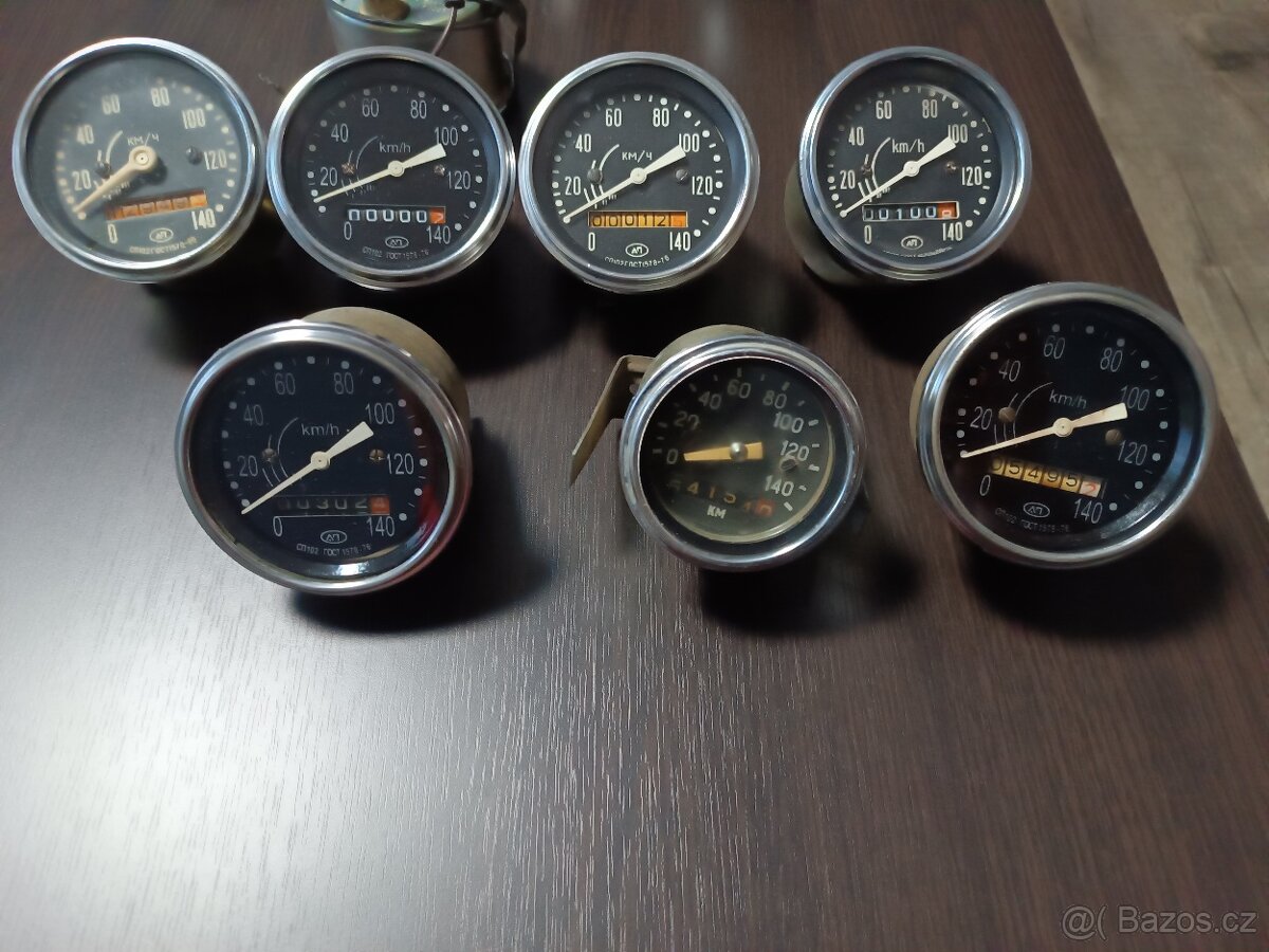 Zrcátko tachometr odrážka OSVAR přepínač světel - 12