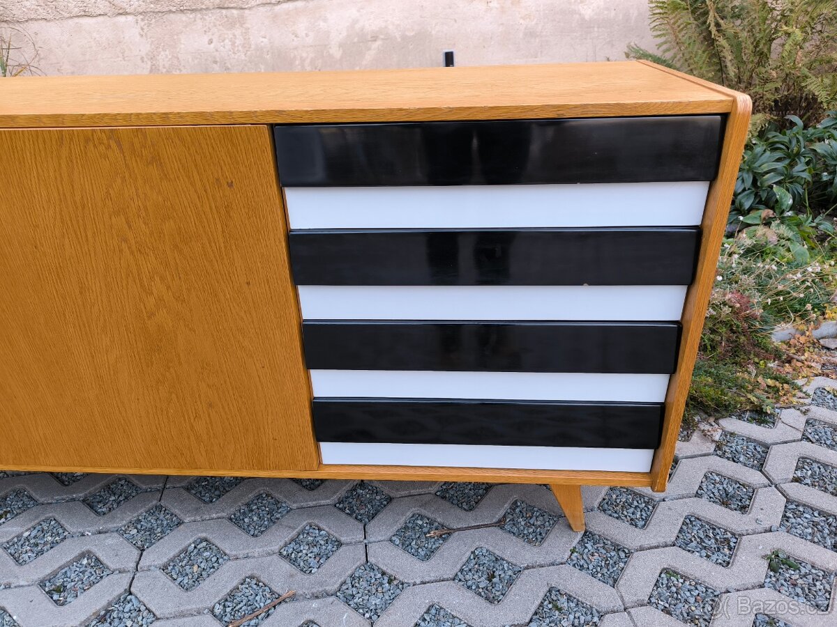 Retro komoda U-460 Jiří Jiroutek - Brusel 60. léta - 12