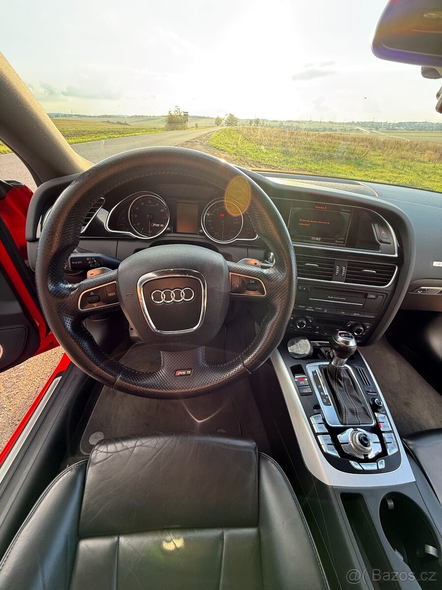 2010 Audi RS5 4.2 V8 331kW - 12