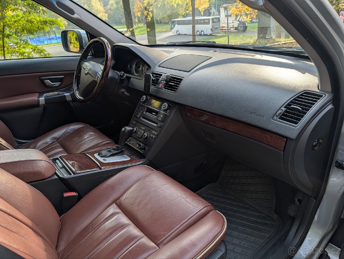 Volvo XC90 2,4 D5, 2013, Facelift, odpočet DPH, 7 mist - 12
