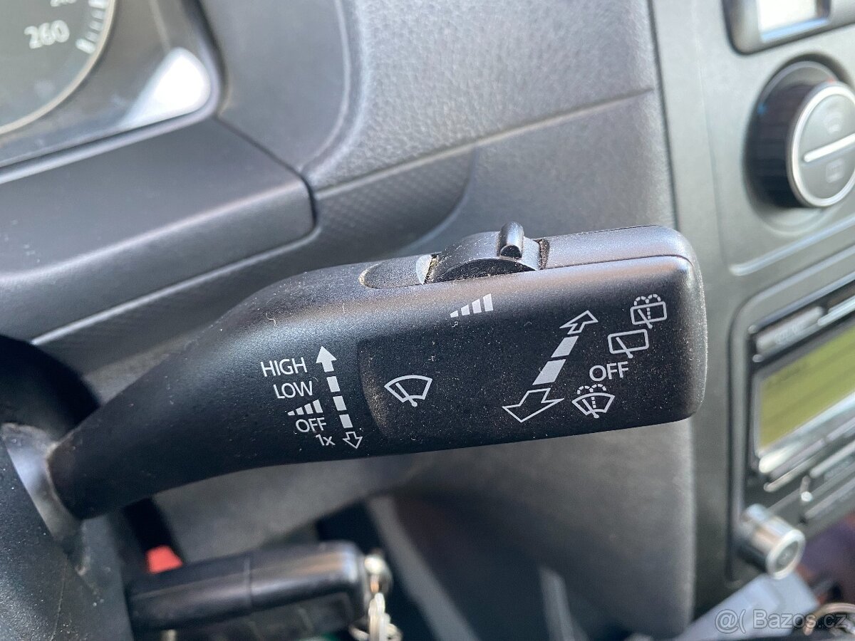 VW Caddy 1,9 TDi Aut.Klima, Tažné, AKU - 12