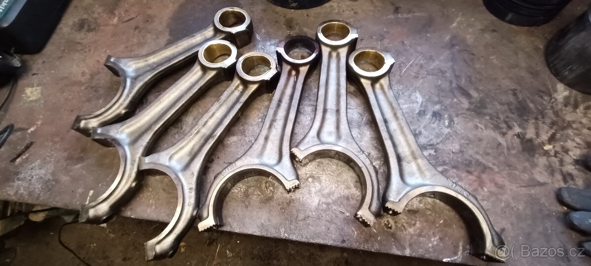 Motor Mercedes OM 441 LA - 12