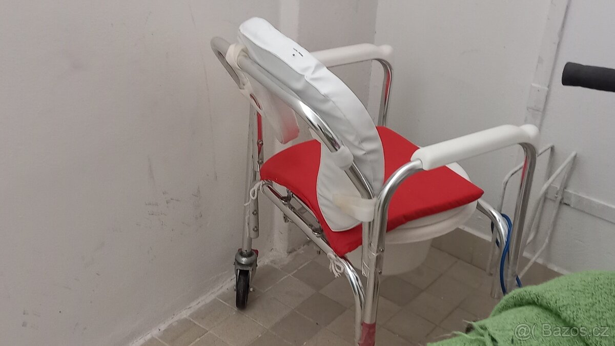 Zdravotní pomůcky - 12