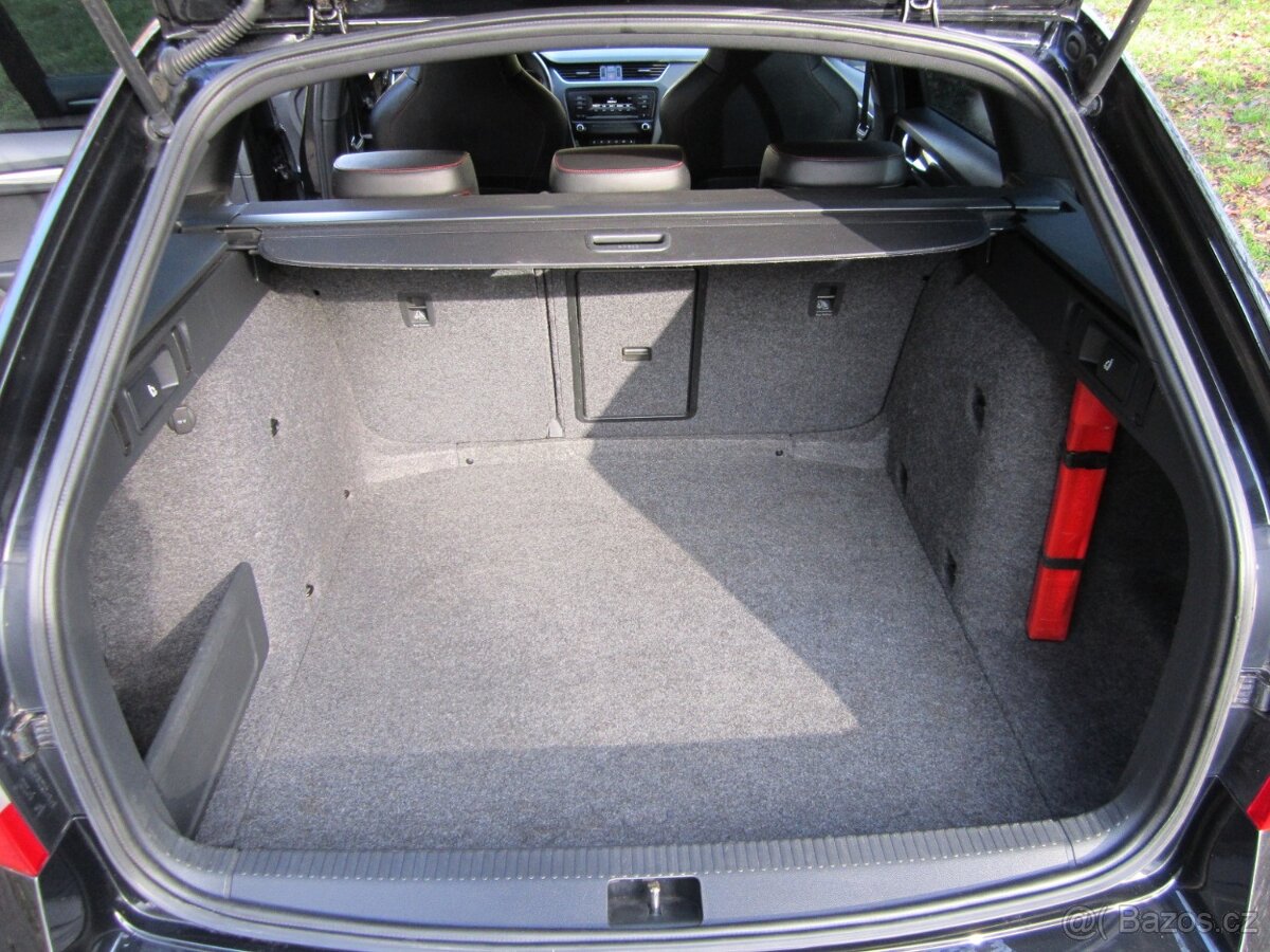 Škoda Octavia III RS 2.0TDi 135kw TOP stav - 12