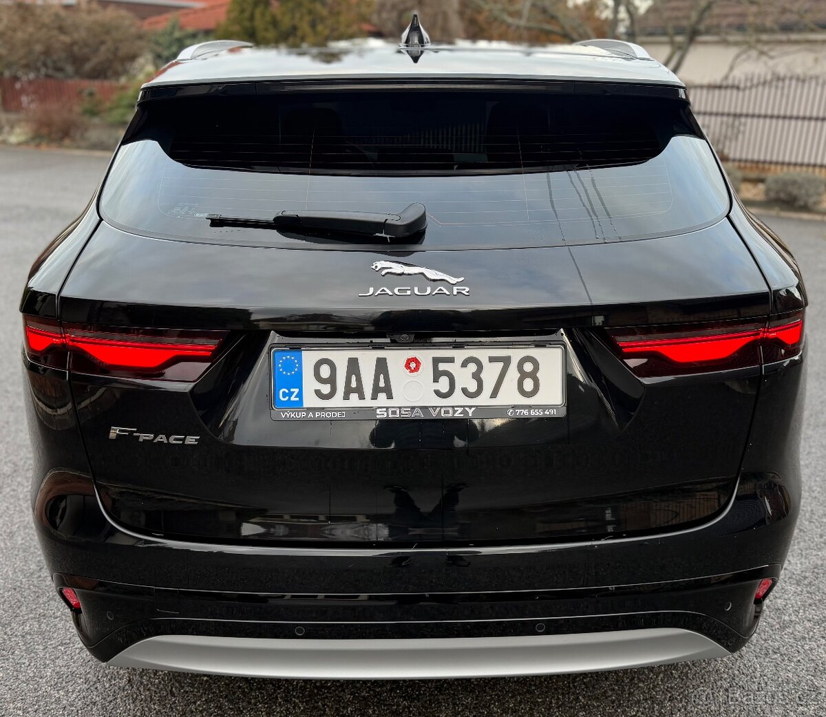 Jaguar F-Pace D200 AWD - 12