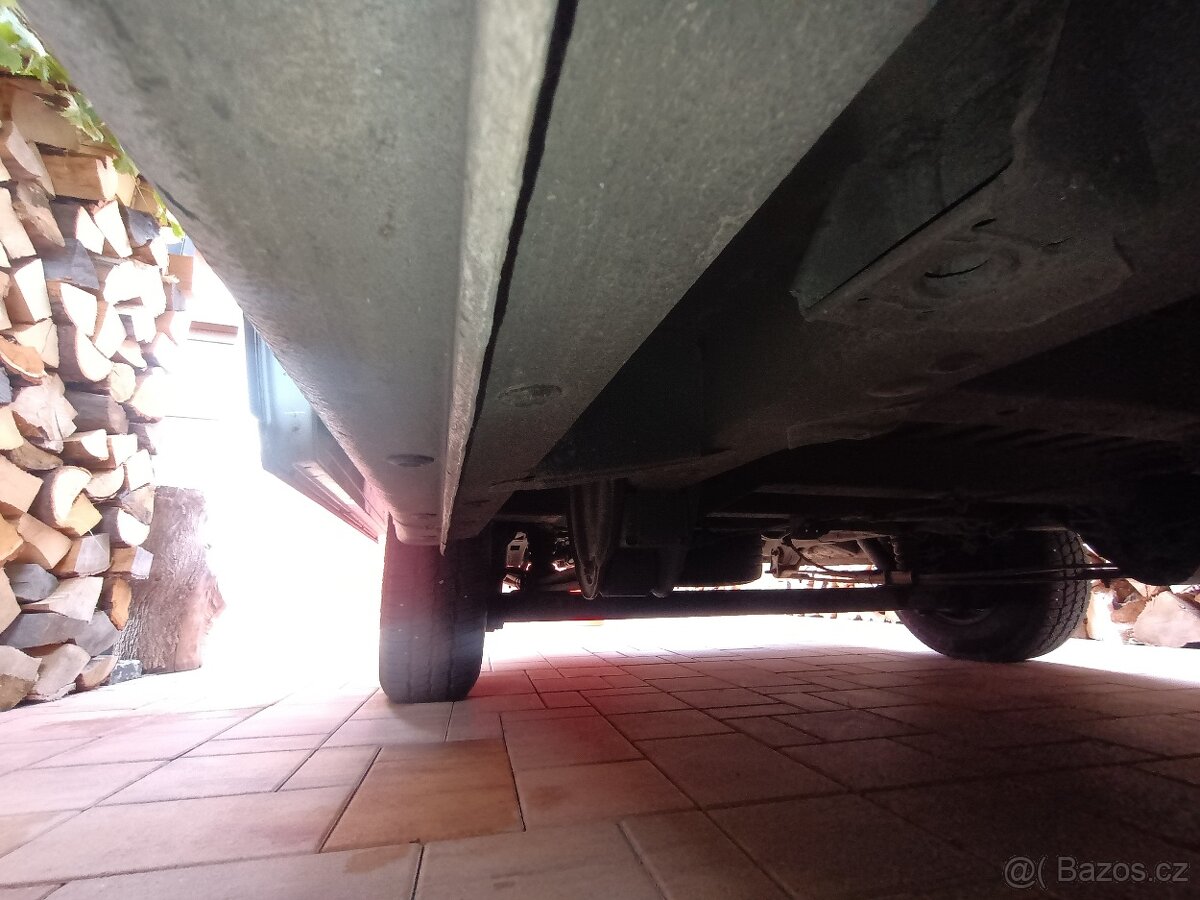 obytná dodávka - 12