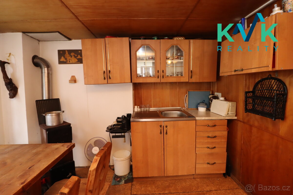 Prodej chaty u Novorolského rybníka – Nová Role - 12