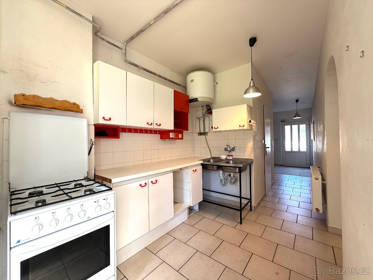 Prodej rodinného domu 75 m², pozemek 608 m² - 12