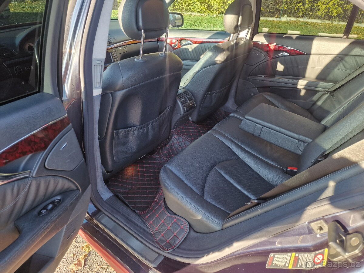 Mercedes E500 - 12