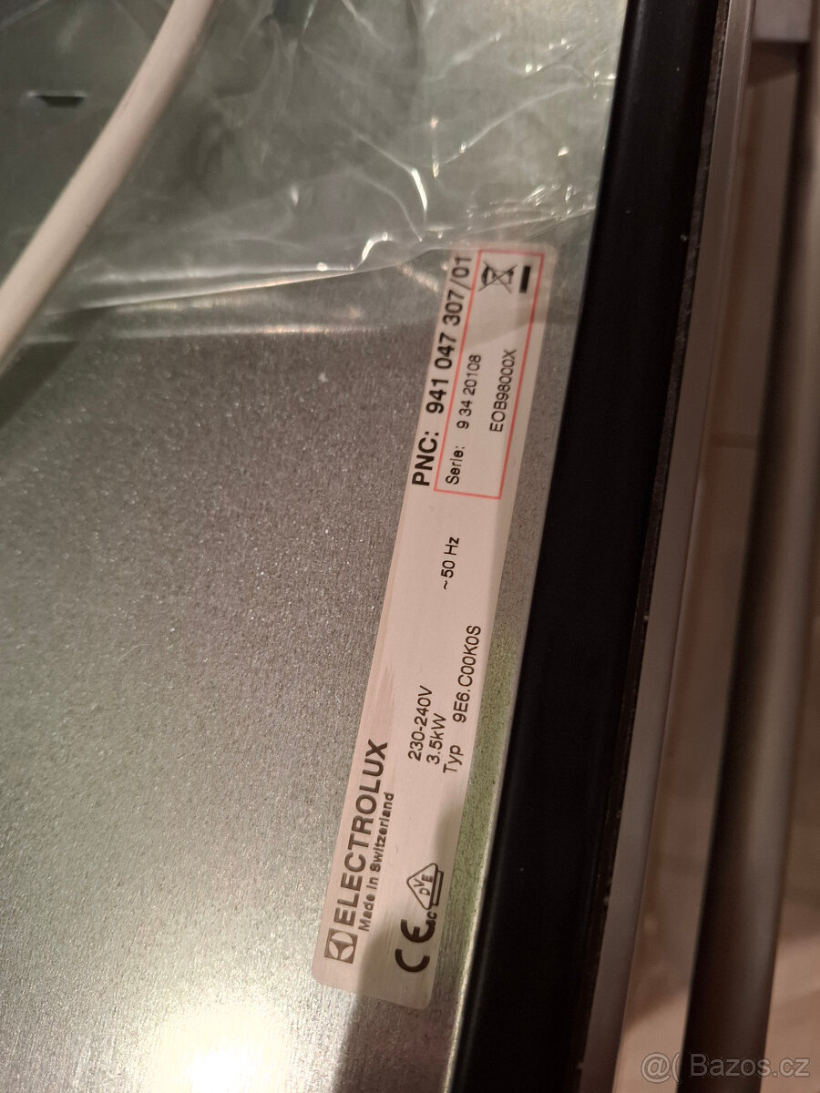 Vestavná parní trouba Electrolux - 12