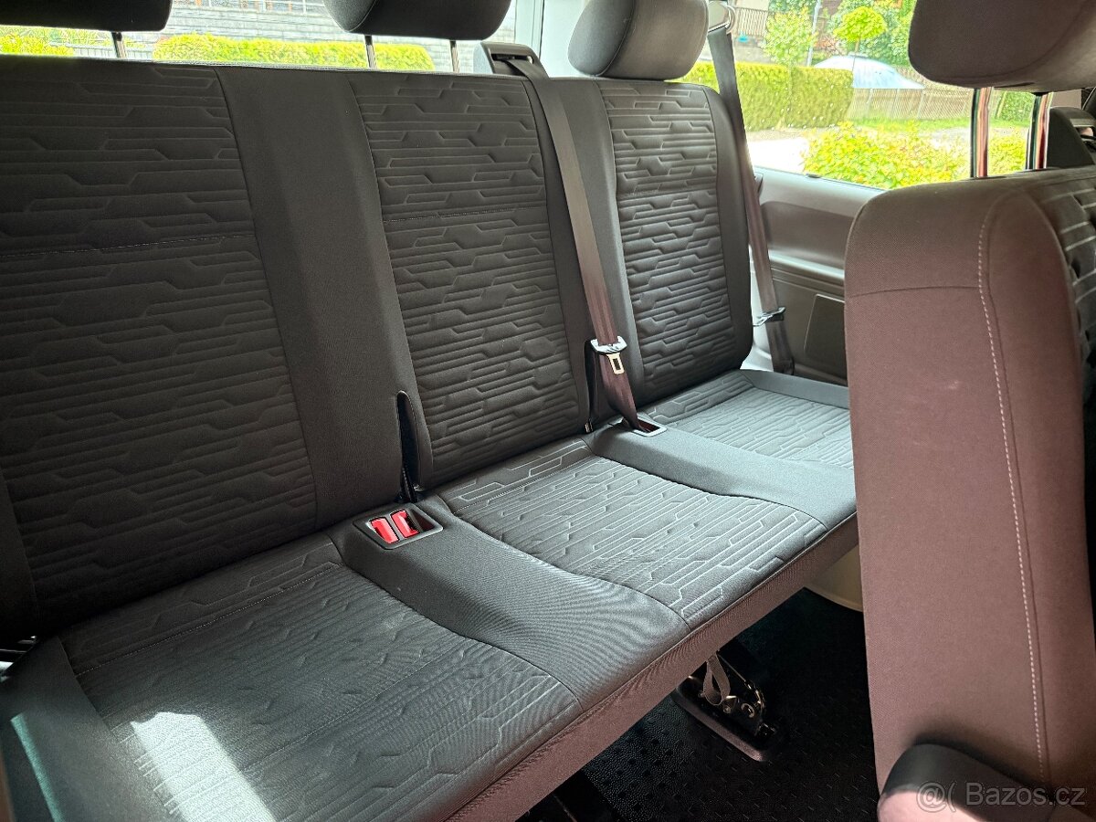 VW CARAVELLE T6.1 2.0 TDI 110kw,manuál,2020,29.000km,STAV 1A - 12