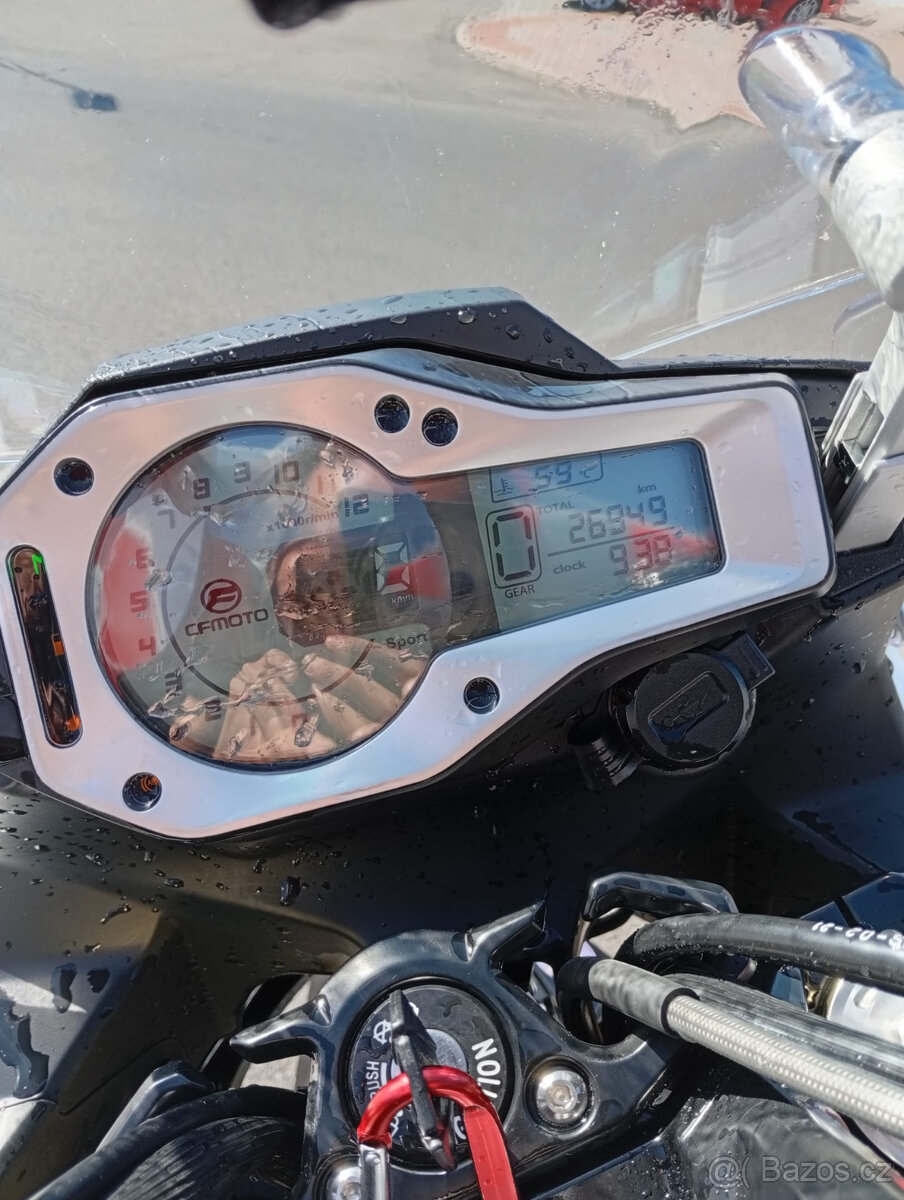 CF MOTO 650 MT Premium - 12