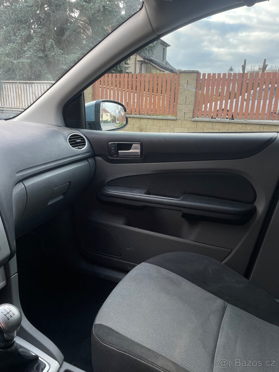 Ford Focus 2 II 1.6 74kw - 12