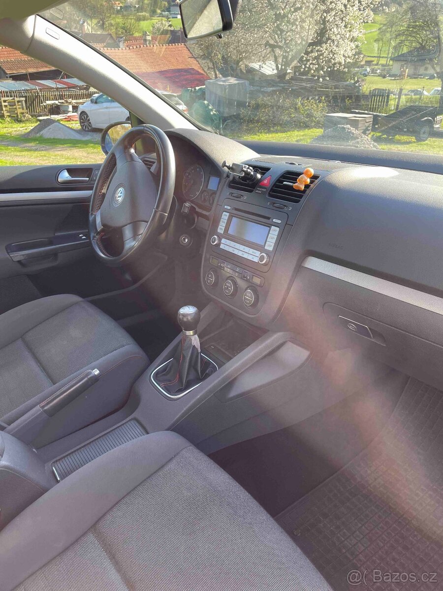 Golf 5 - 12