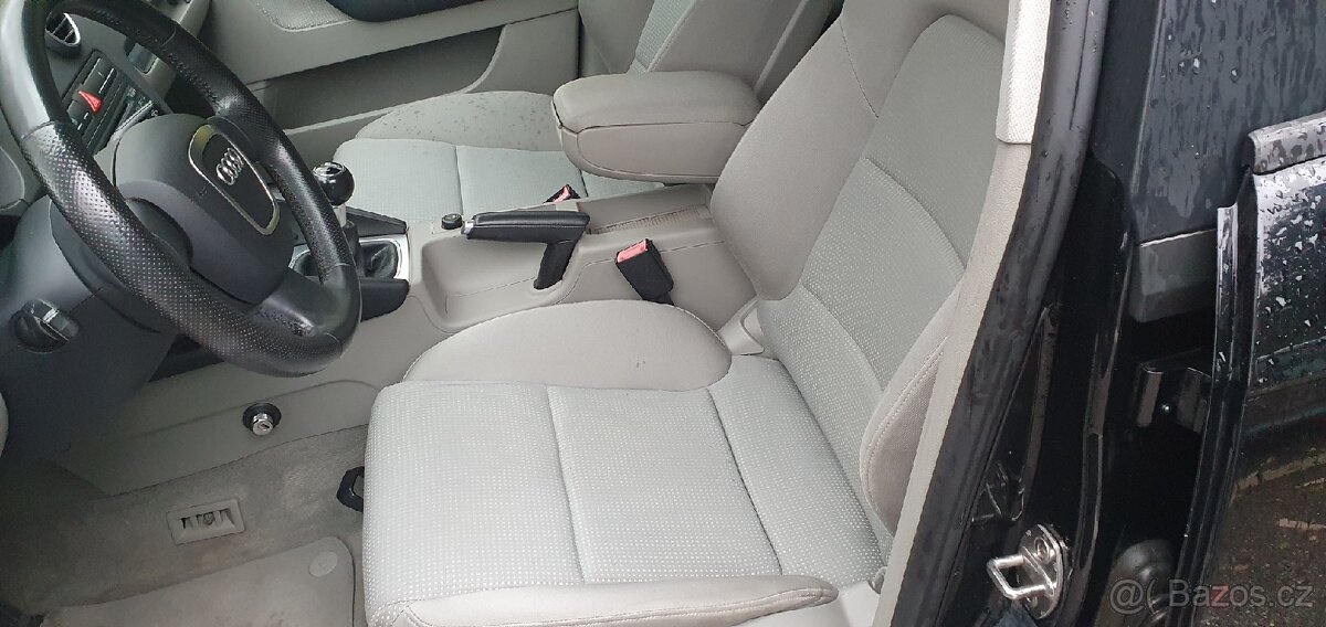 AUDI A3 1.6 MPI SPORTBACK - 12