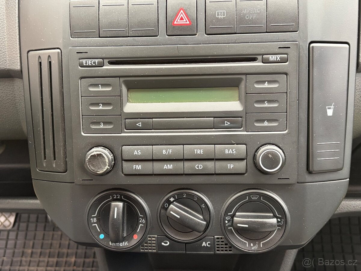 VW Polo 1,2 44kw 9N3 - 12