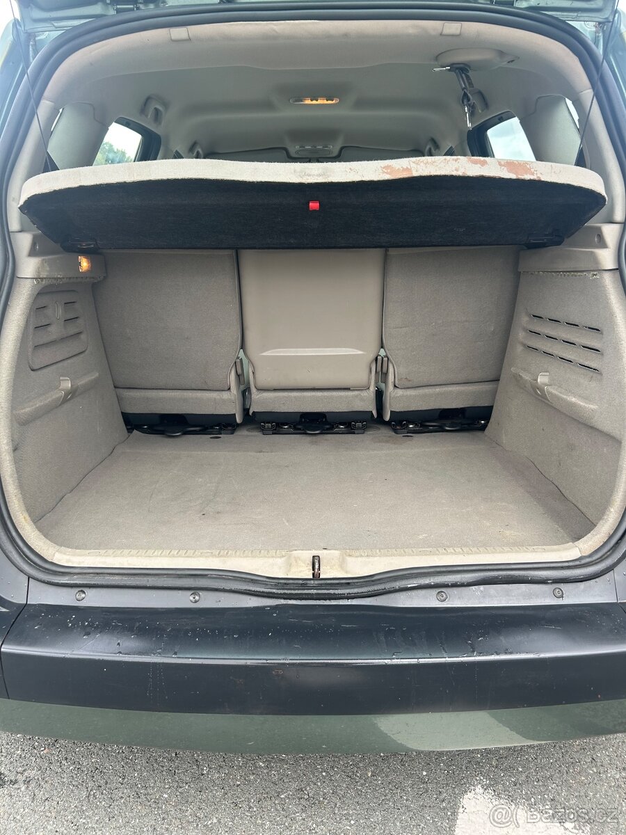 RENAULT MÉGANE SCENIC 2004 - 12