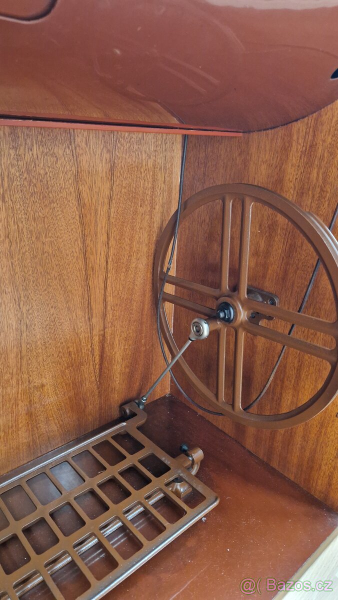 Šicí stroj Minerva 122 - 12