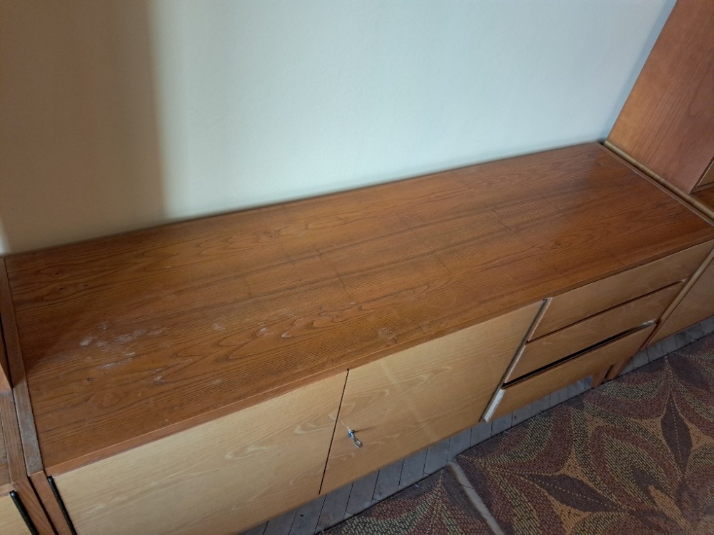 sestava obyvákových skříněk - 12